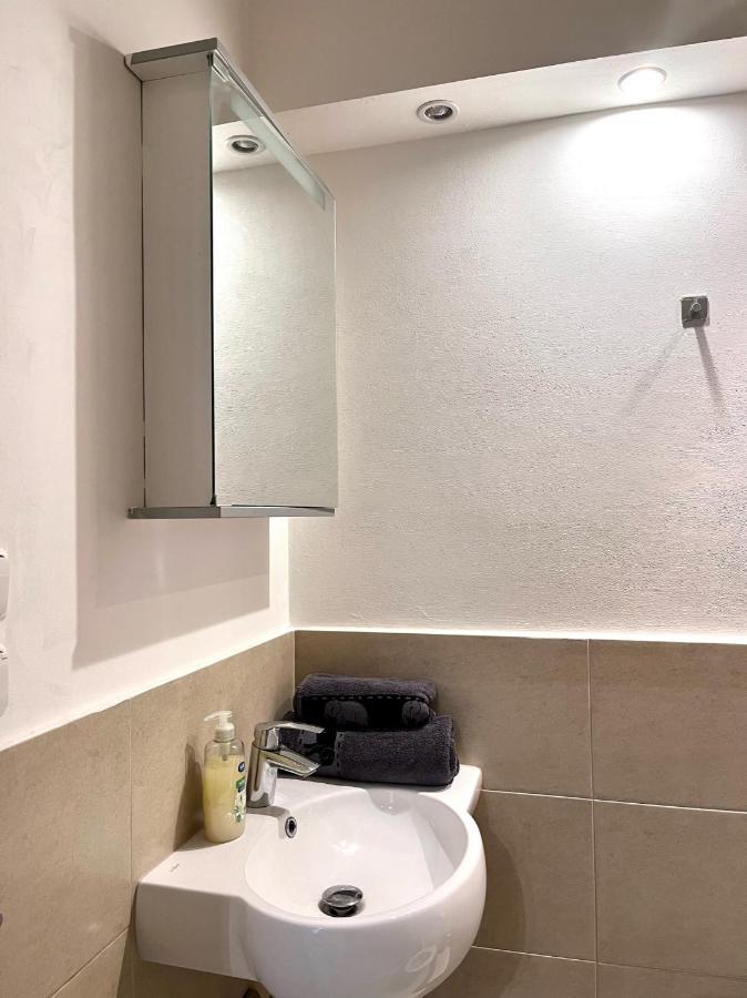 Quiet Apartment Close To Center Πράγα Εξωτερικό φωτογραφία