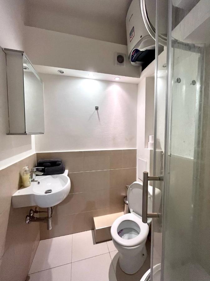 Quiet Apartment Close To Center Πράγα Εξωτερικό φωτογραφία
